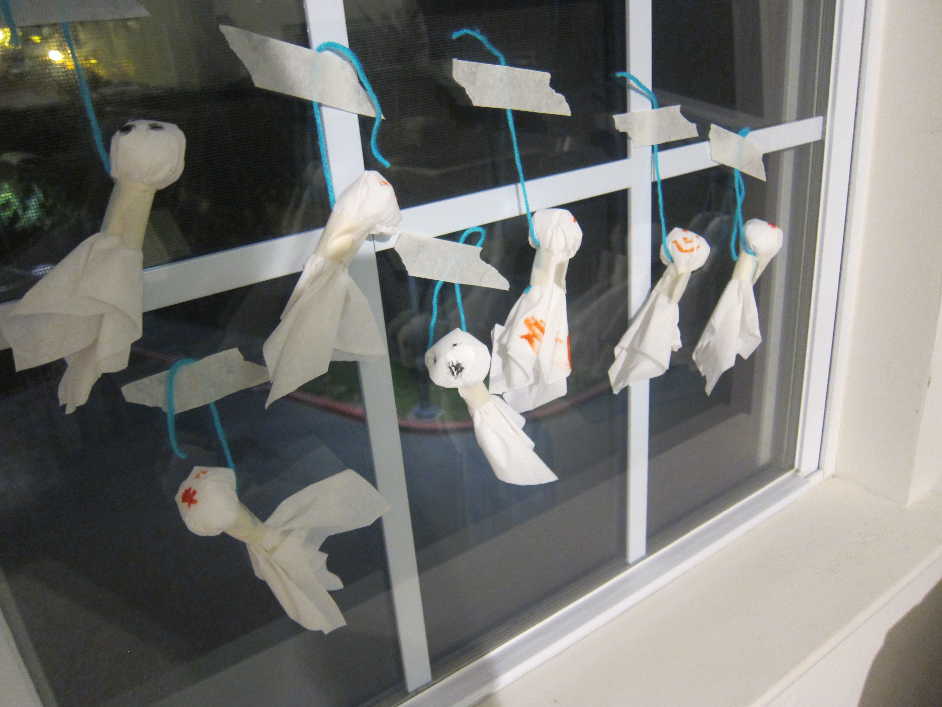 Tissue Paper Ghosts – joyful parenting