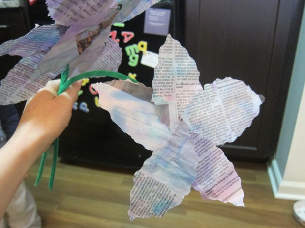 Newspaper Flowers (8)