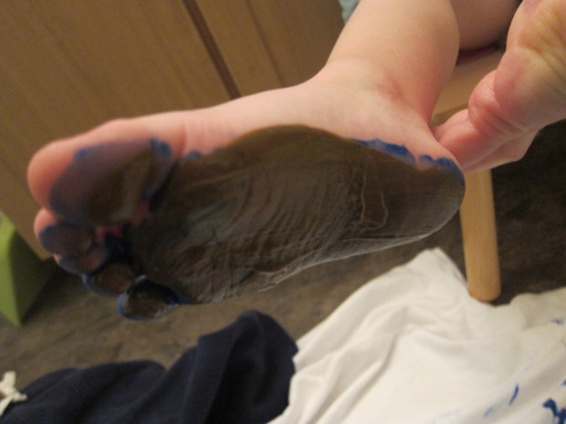 Paint Feet (3)