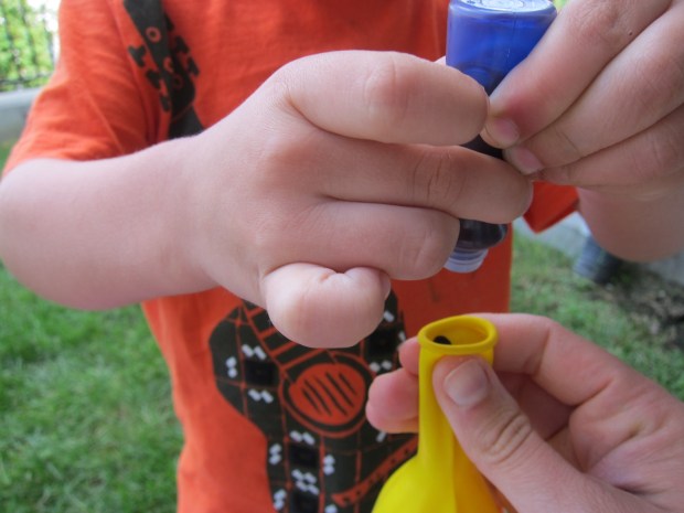 VInegar Balloons (1)