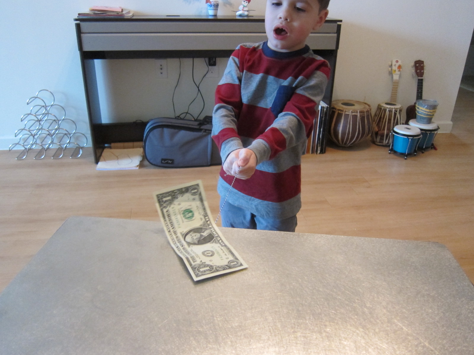 Moving Dollar (4)