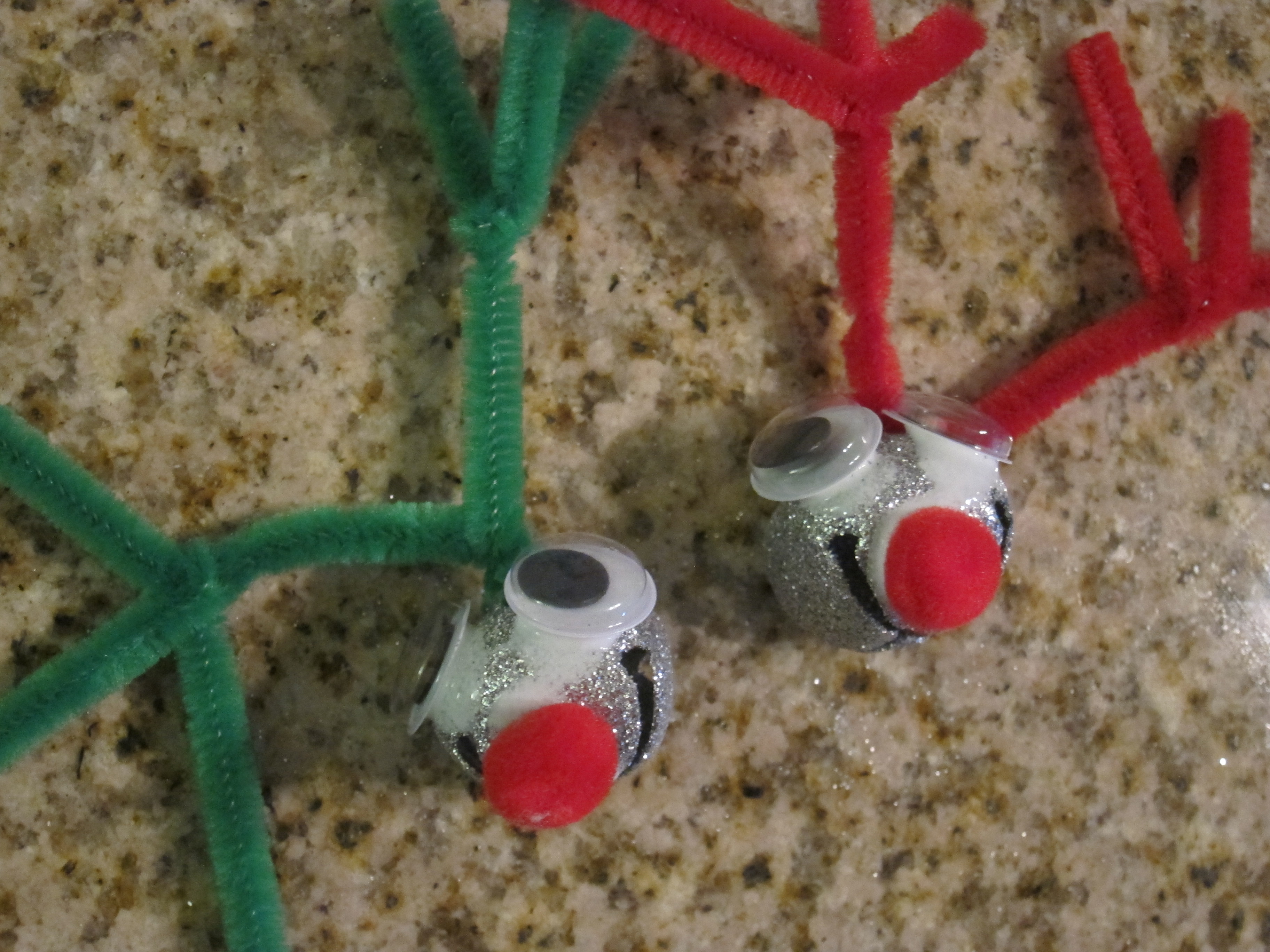 Reindeer Necklace (4)