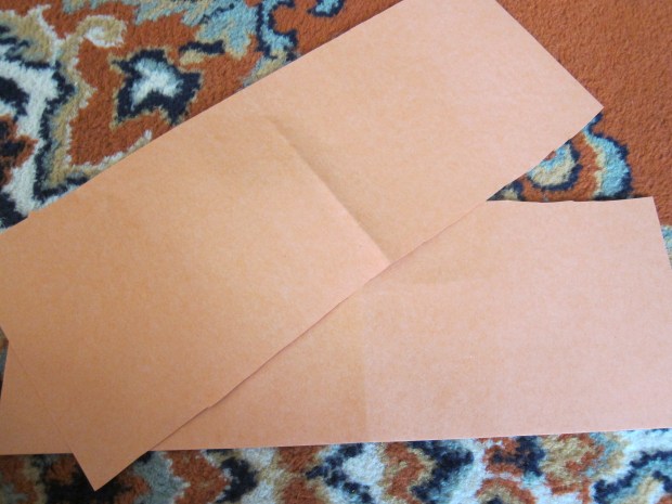 Paper Doll Chain (1)