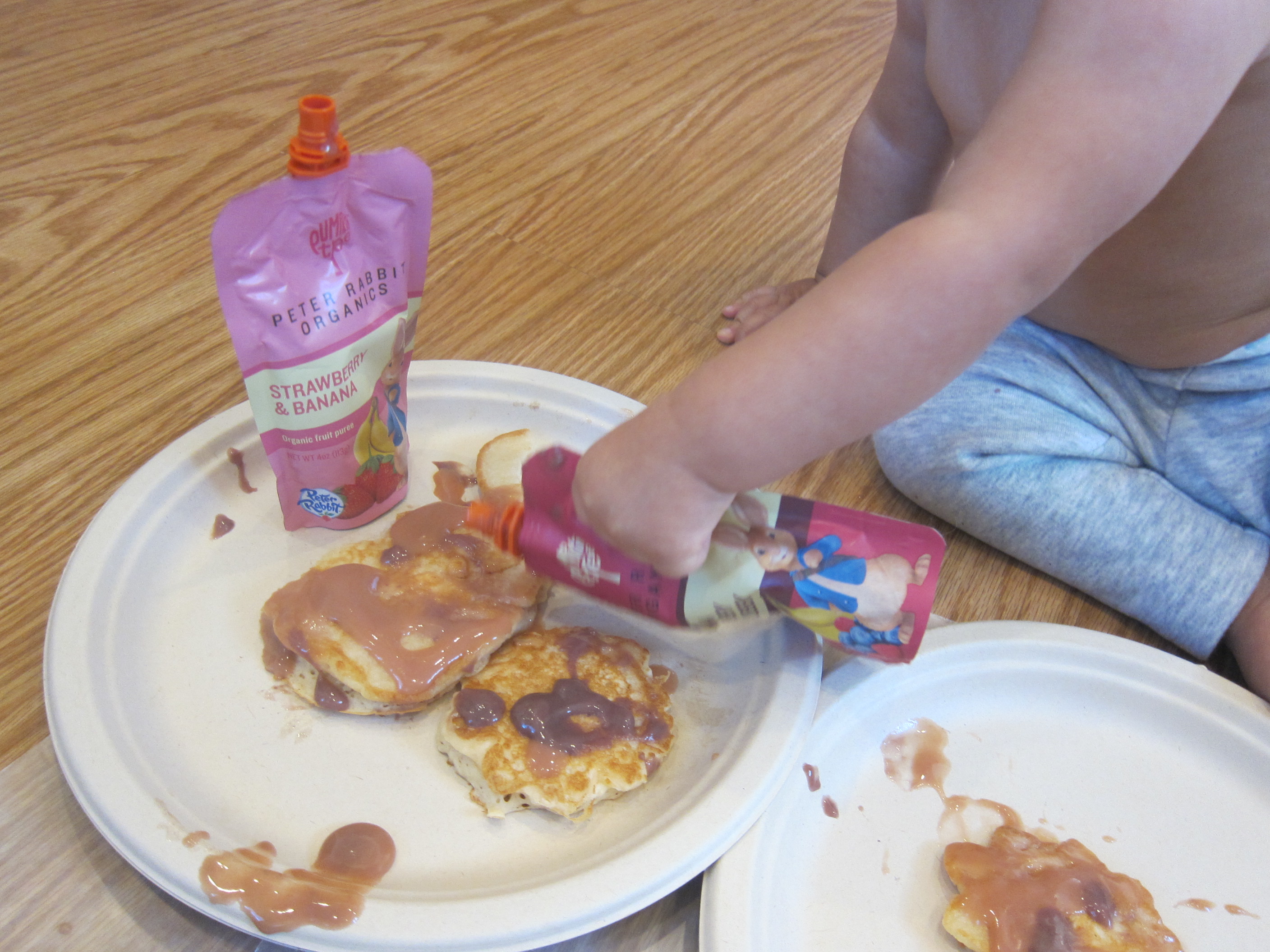 Decorating Pancakes (11)