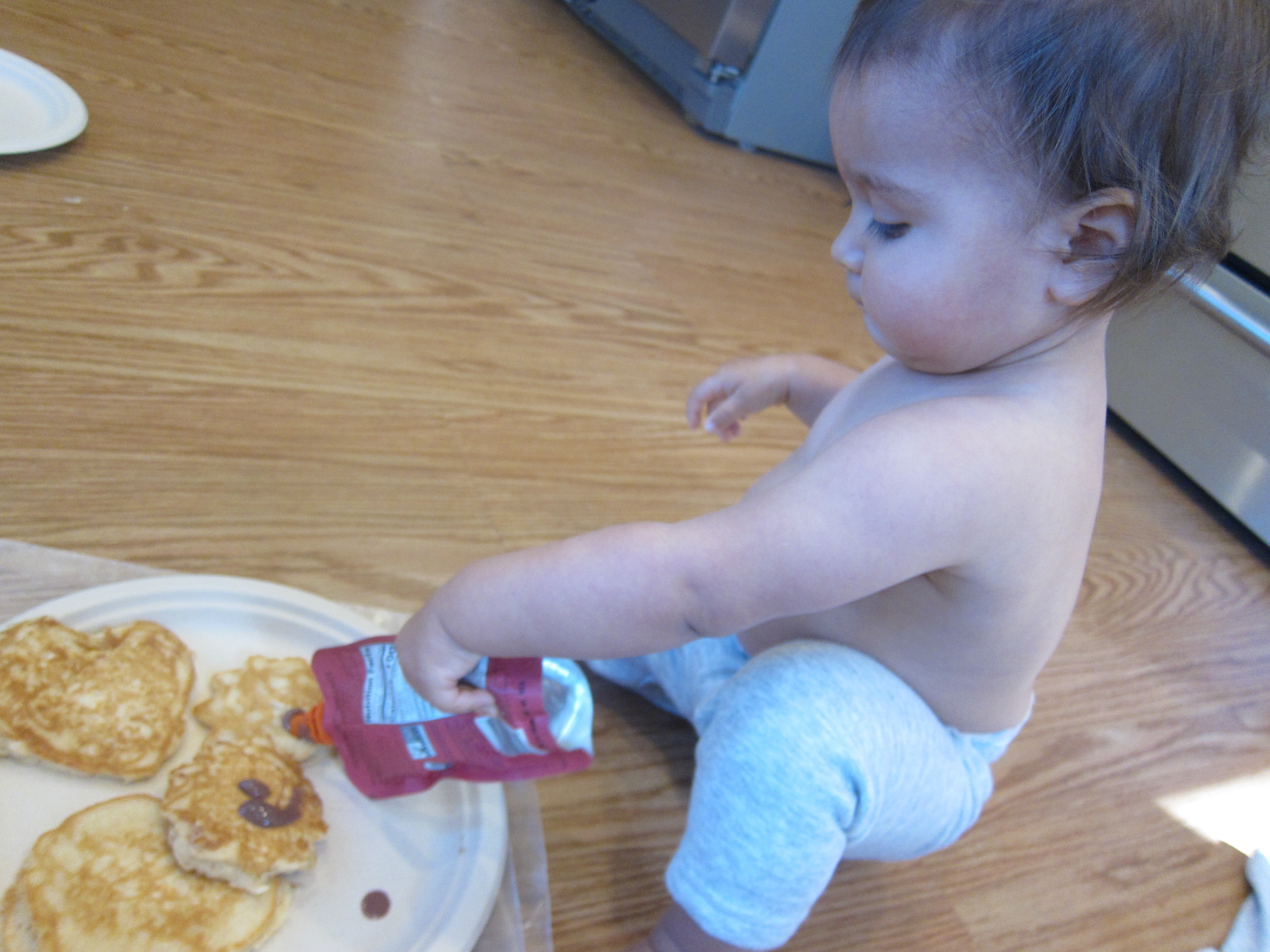 Decorating Pancakes (6)