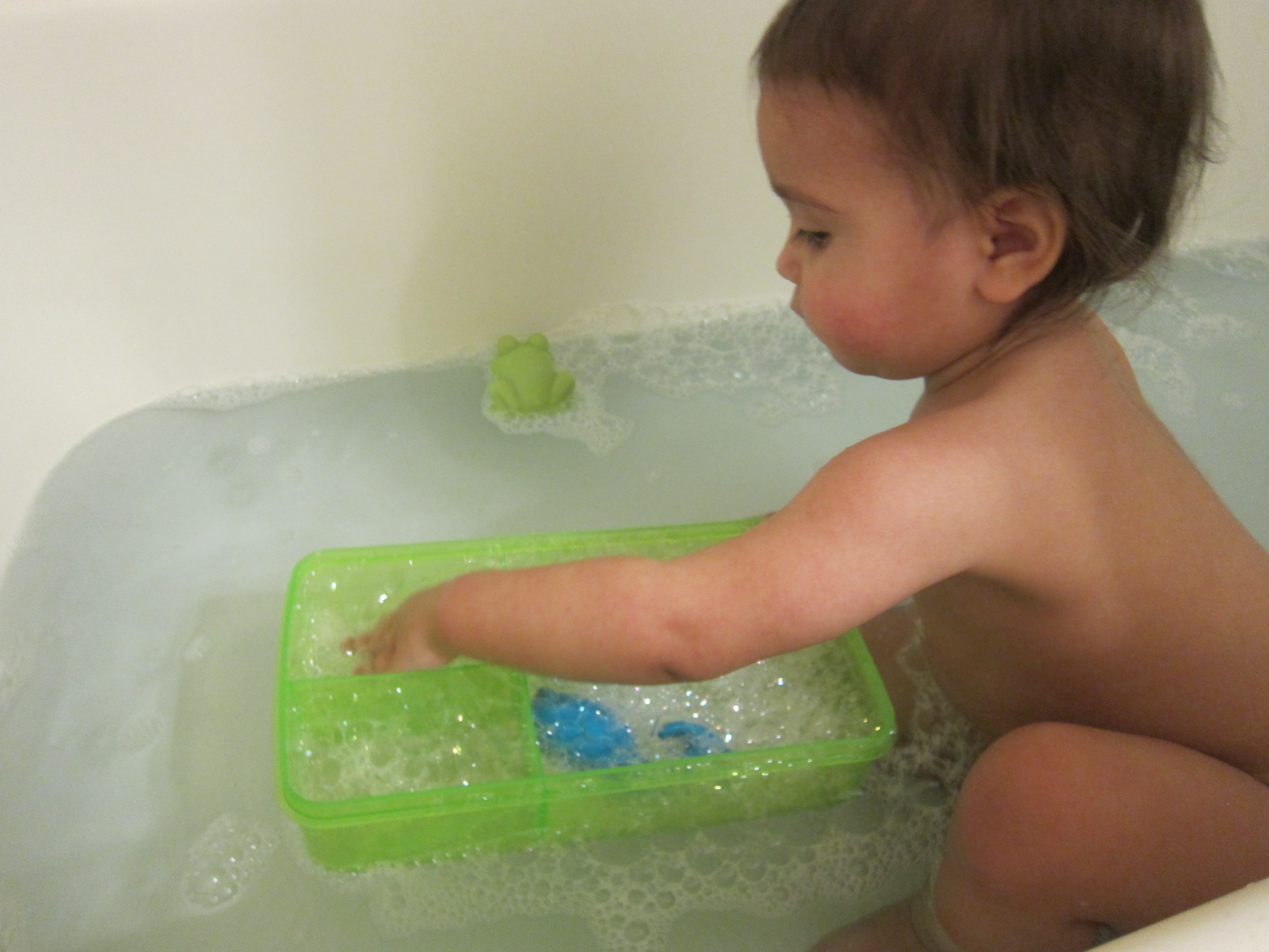 Dish Soap Bubble Bath (8)