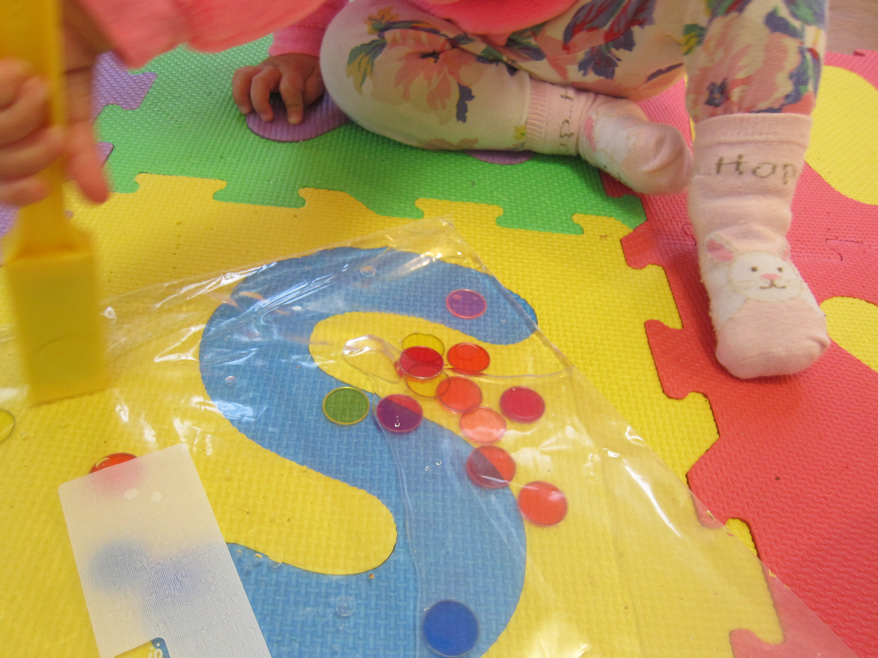 Magnetic Dot Sensory (3)