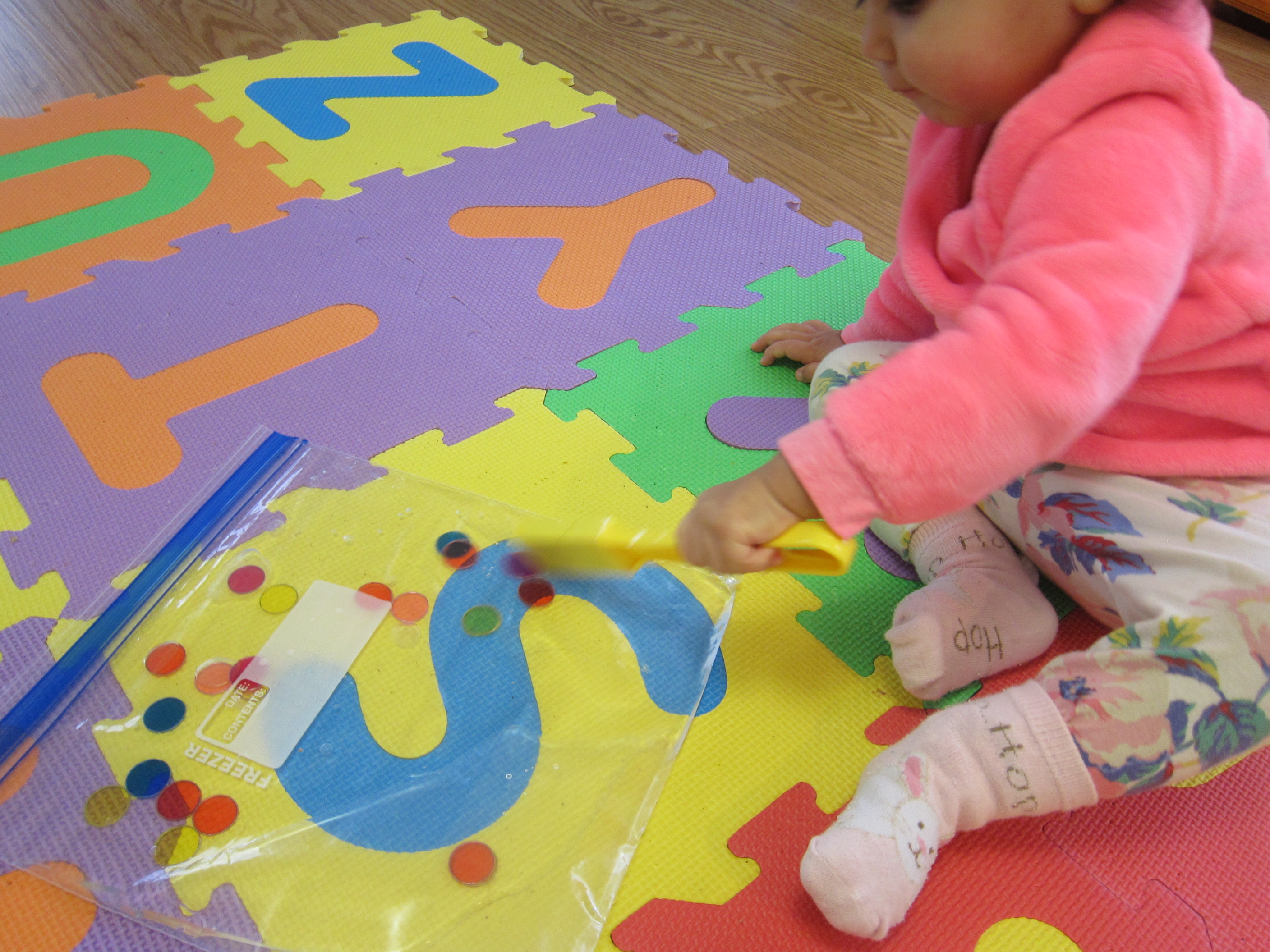 Magnetic Dot Sensory (4)