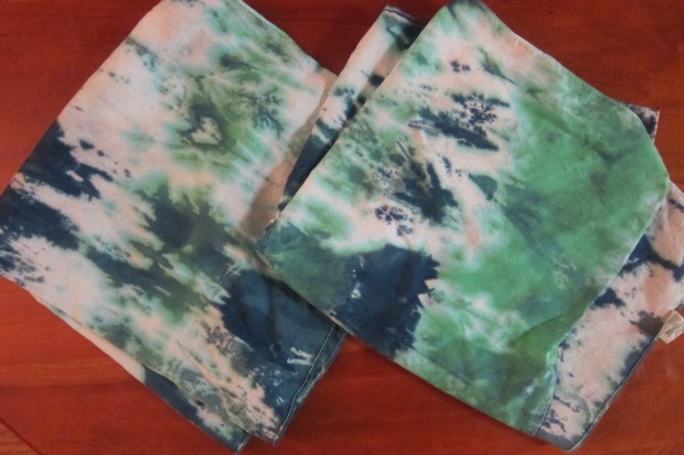 Tie Dye Napkin (8)