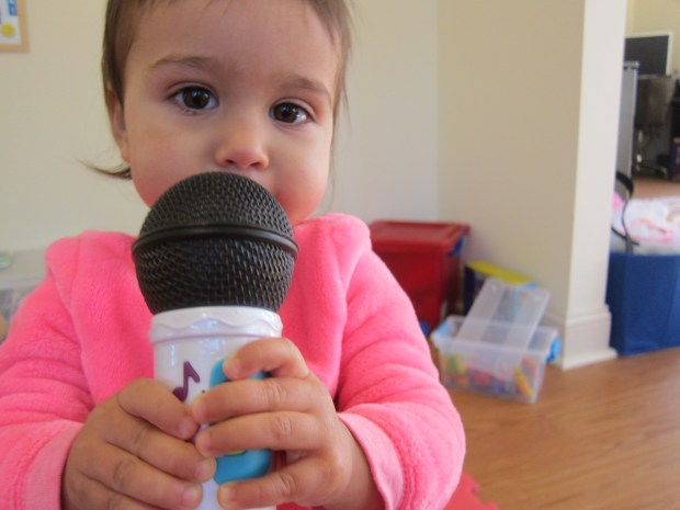 Little Performer (3)