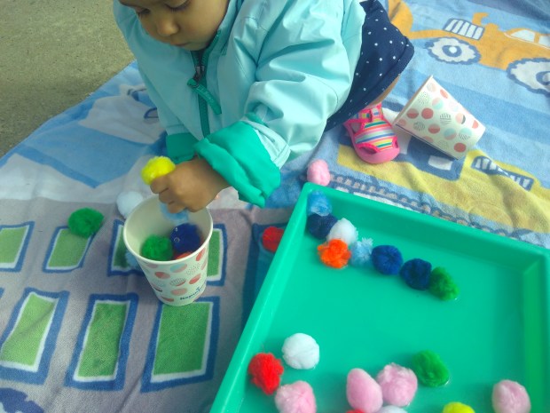 Pom Pom Squeeze (11)