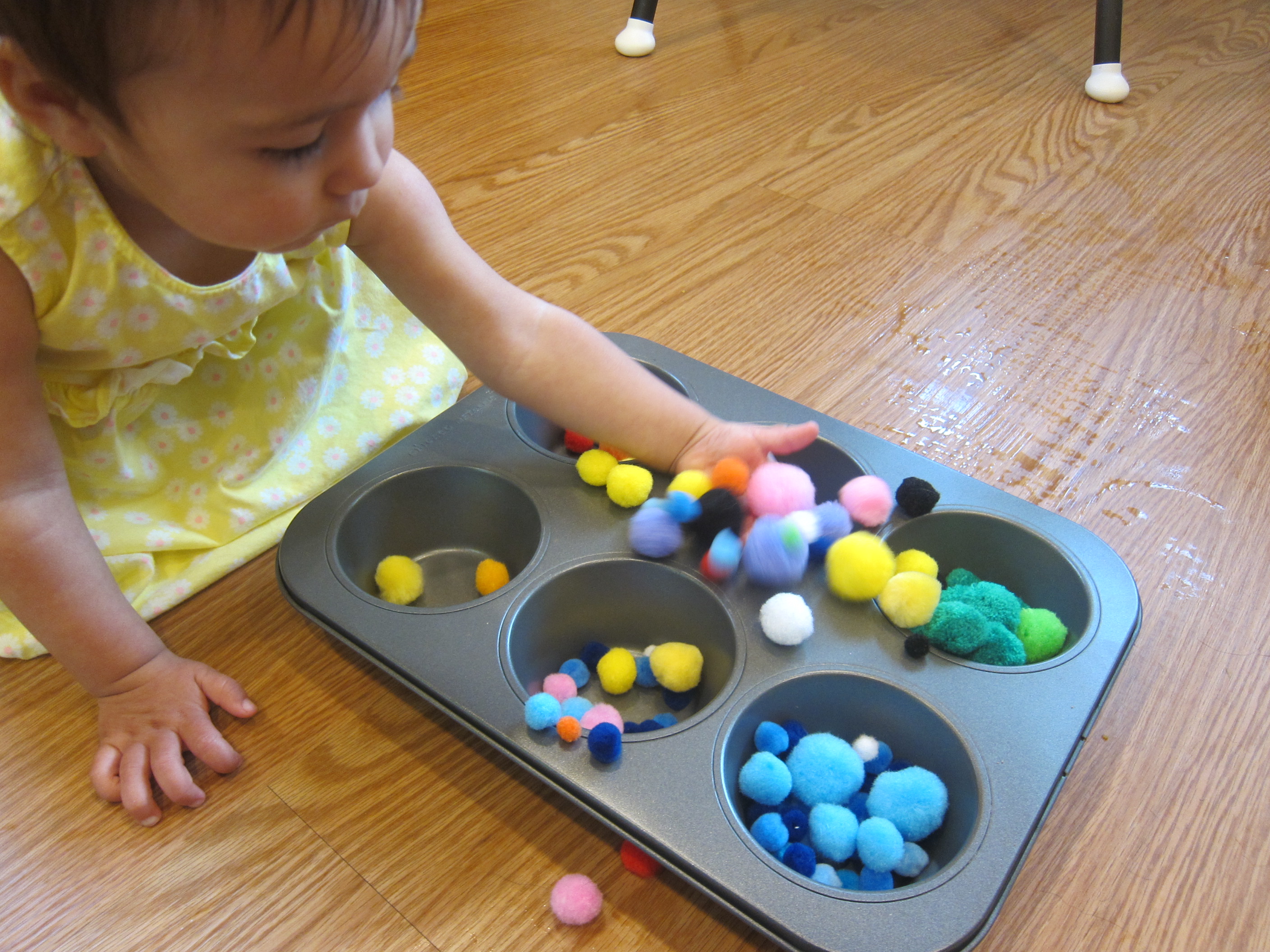 Fine Motor Pom Pom (3)