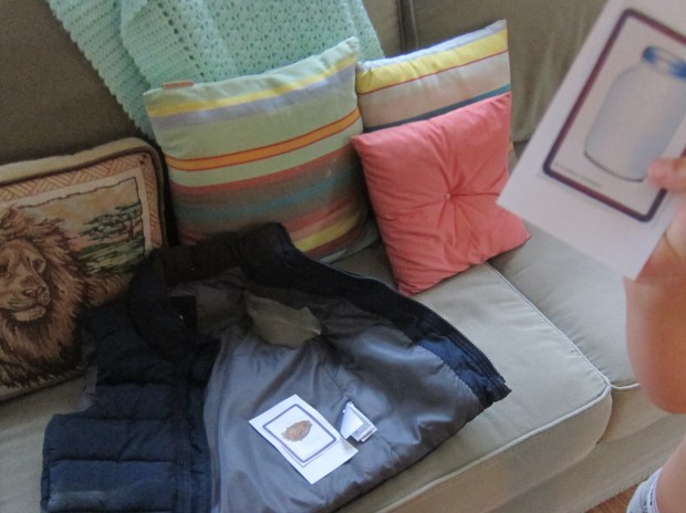 Rhyming Scavenger Hunt (5)