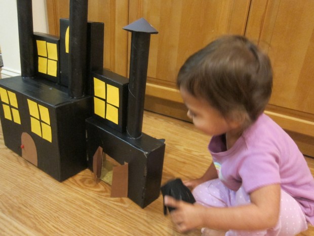 Cardboard Haunted House (12)