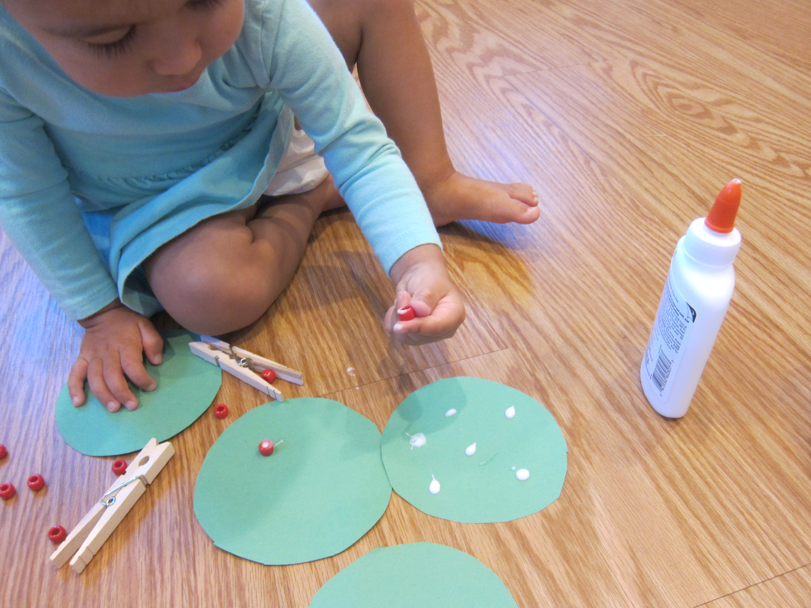 Clothespin Apple Tree (4)