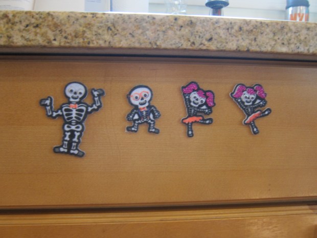 Halloween 1 Decorate Kitchen (4)