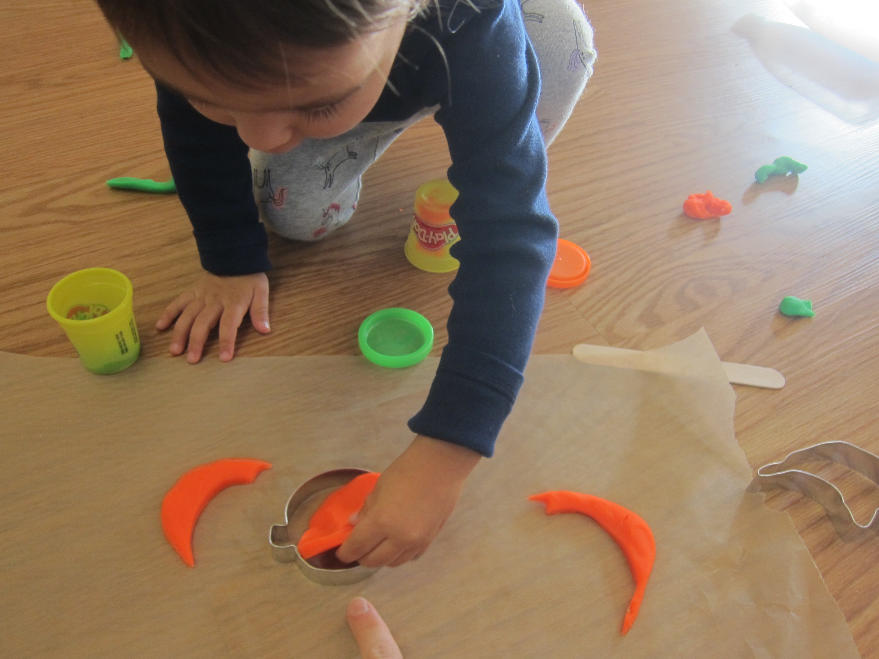 Halloween 11 Playdough Pumpkins (6)