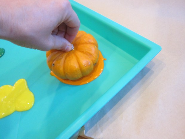 Halloween 6 Paint with Pumpkins (2)