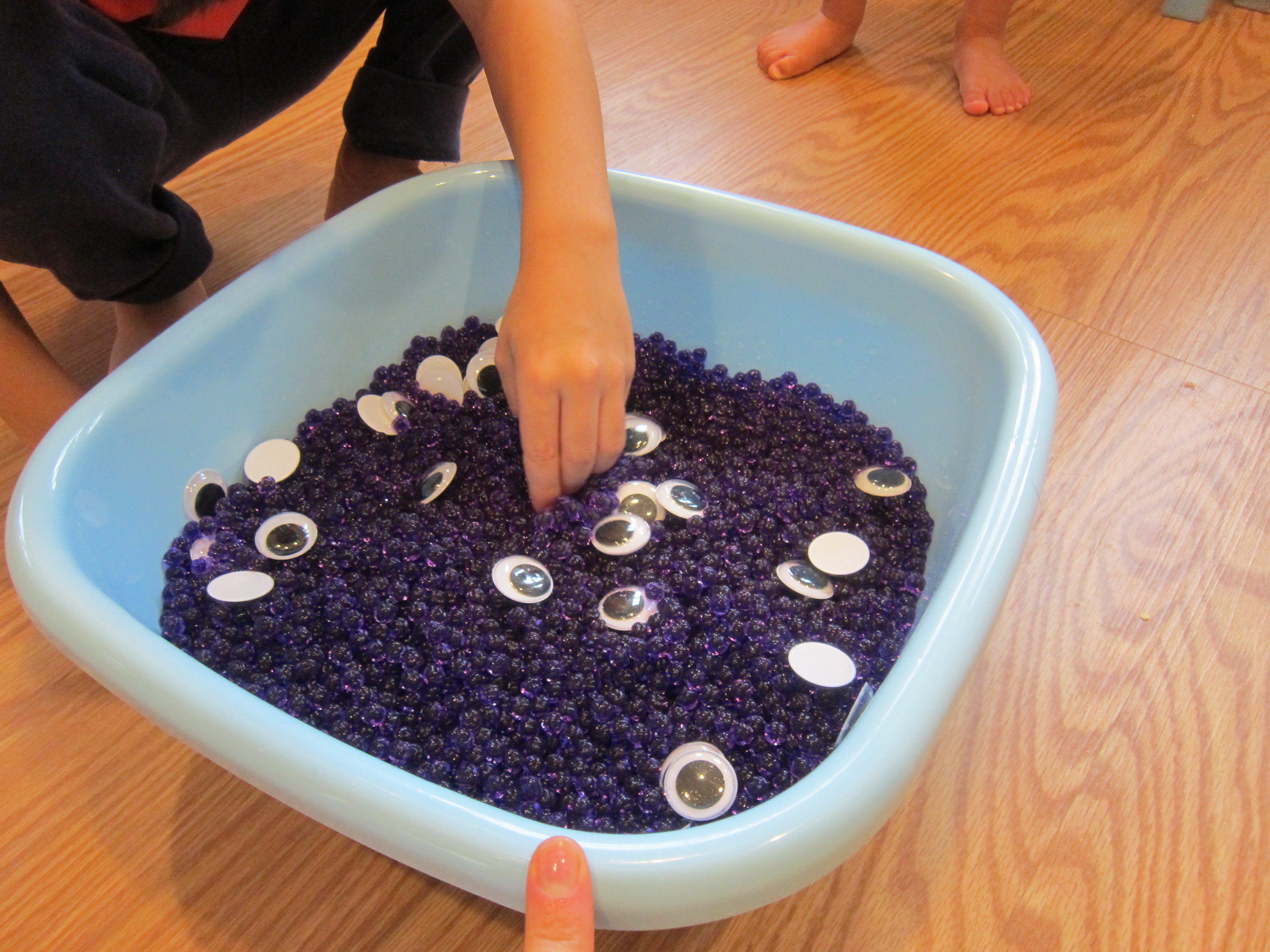 Monster Sensory Tub (2)