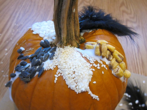 Sensory Pumpkin Decorating (4)