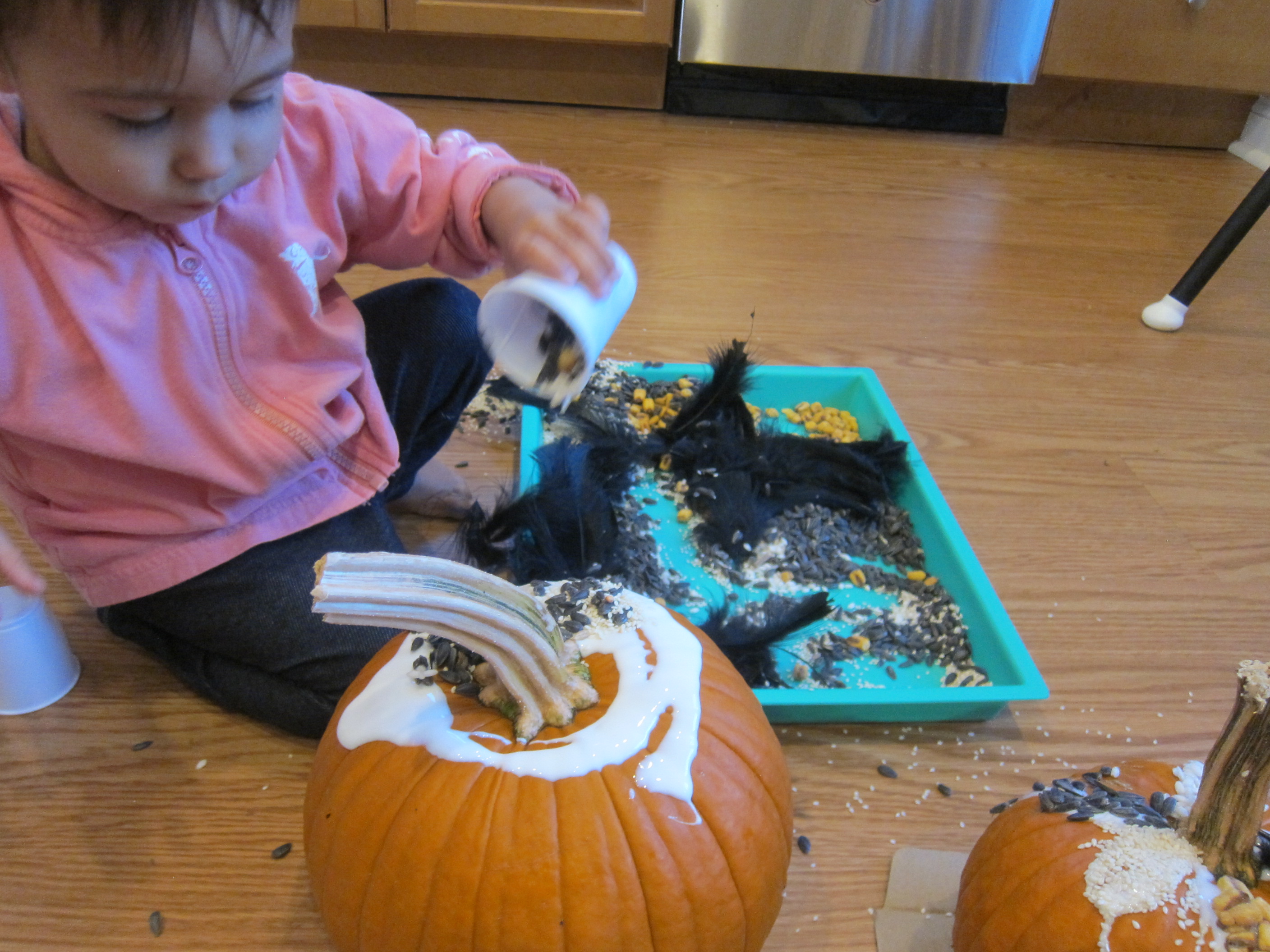Sensory Pumpkin Decorating (7)