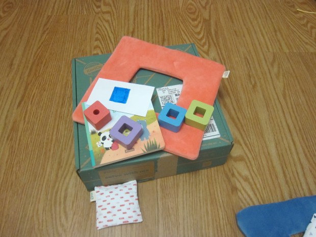 Go On a Shape Hunt (4)