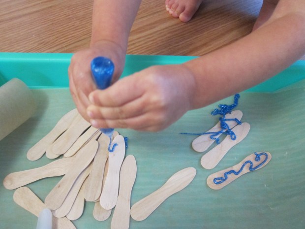 Ice Cream Stick Snowflakes (3)