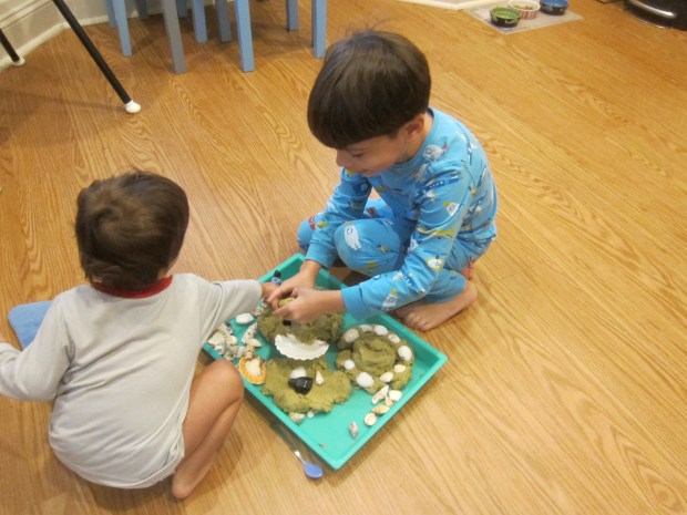 Sandy Play Dough (11)