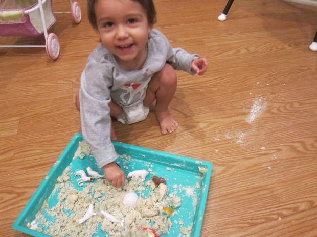 Christmas Cloud Dough (8)