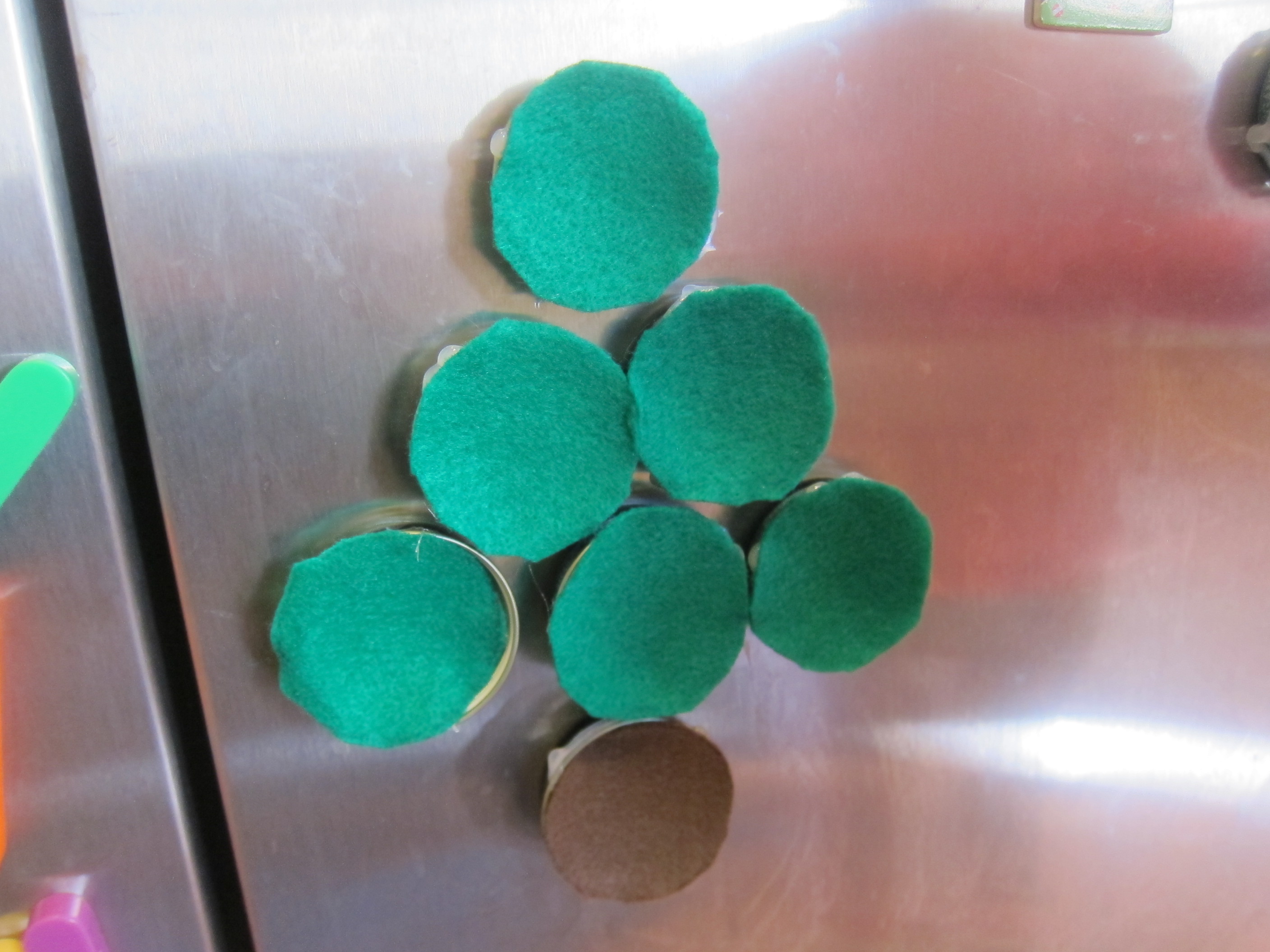 Christmas Tree Magnets (8)