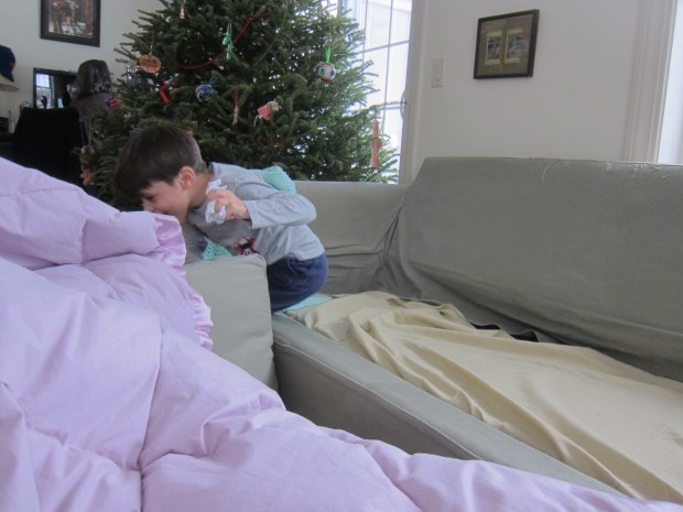 Indoor Snowball Fight (7)