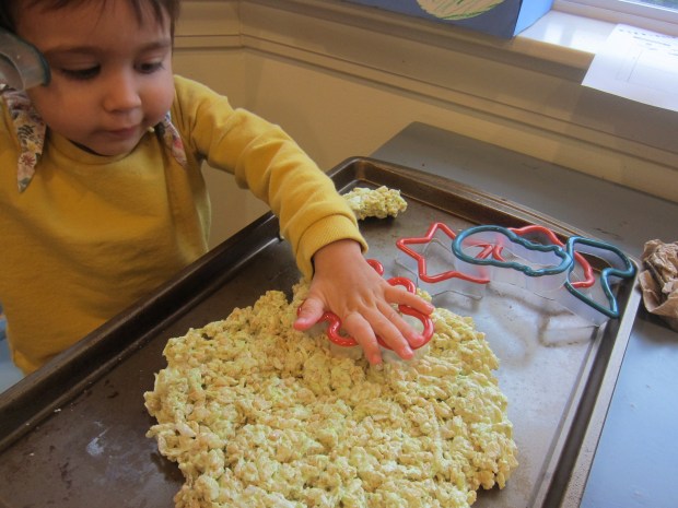 Krispie Christmas Treat (7)