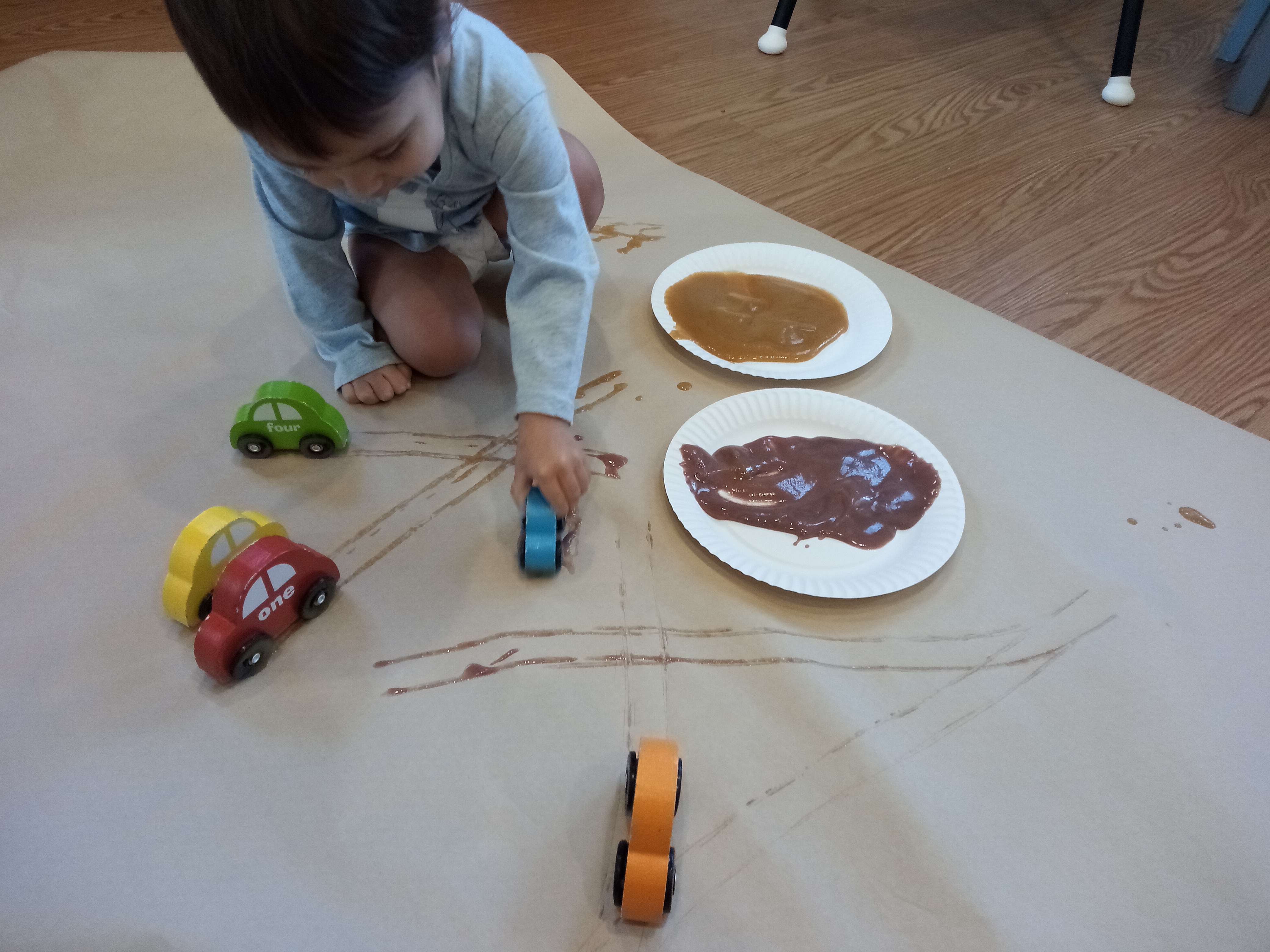 Painting with Baby Food (4)