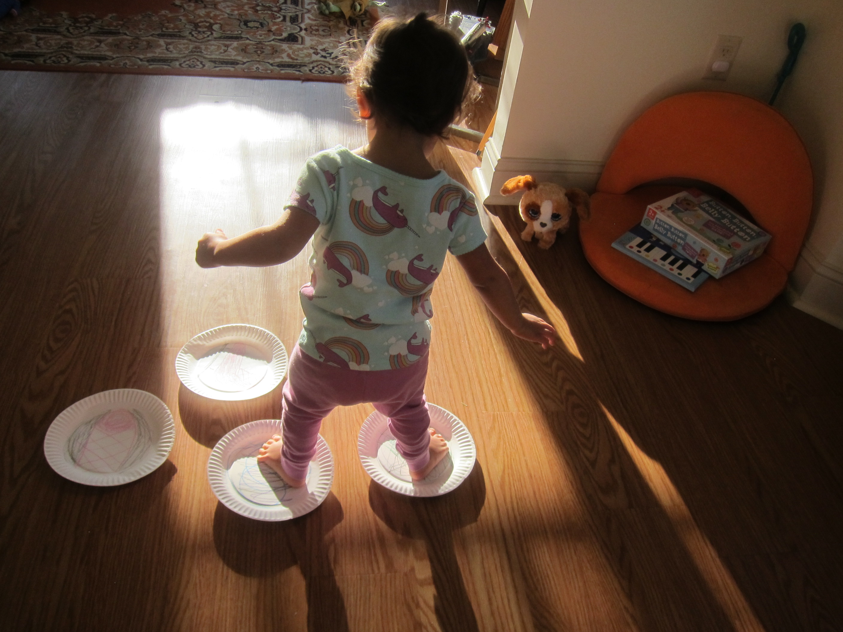 Paper Plate Skating (6)