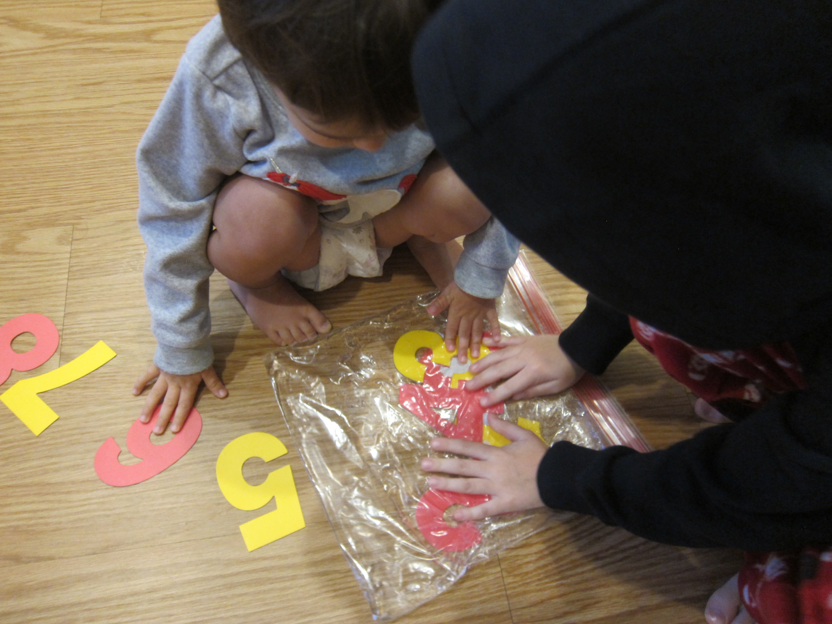 Foam Letter Sensory Bag (4)