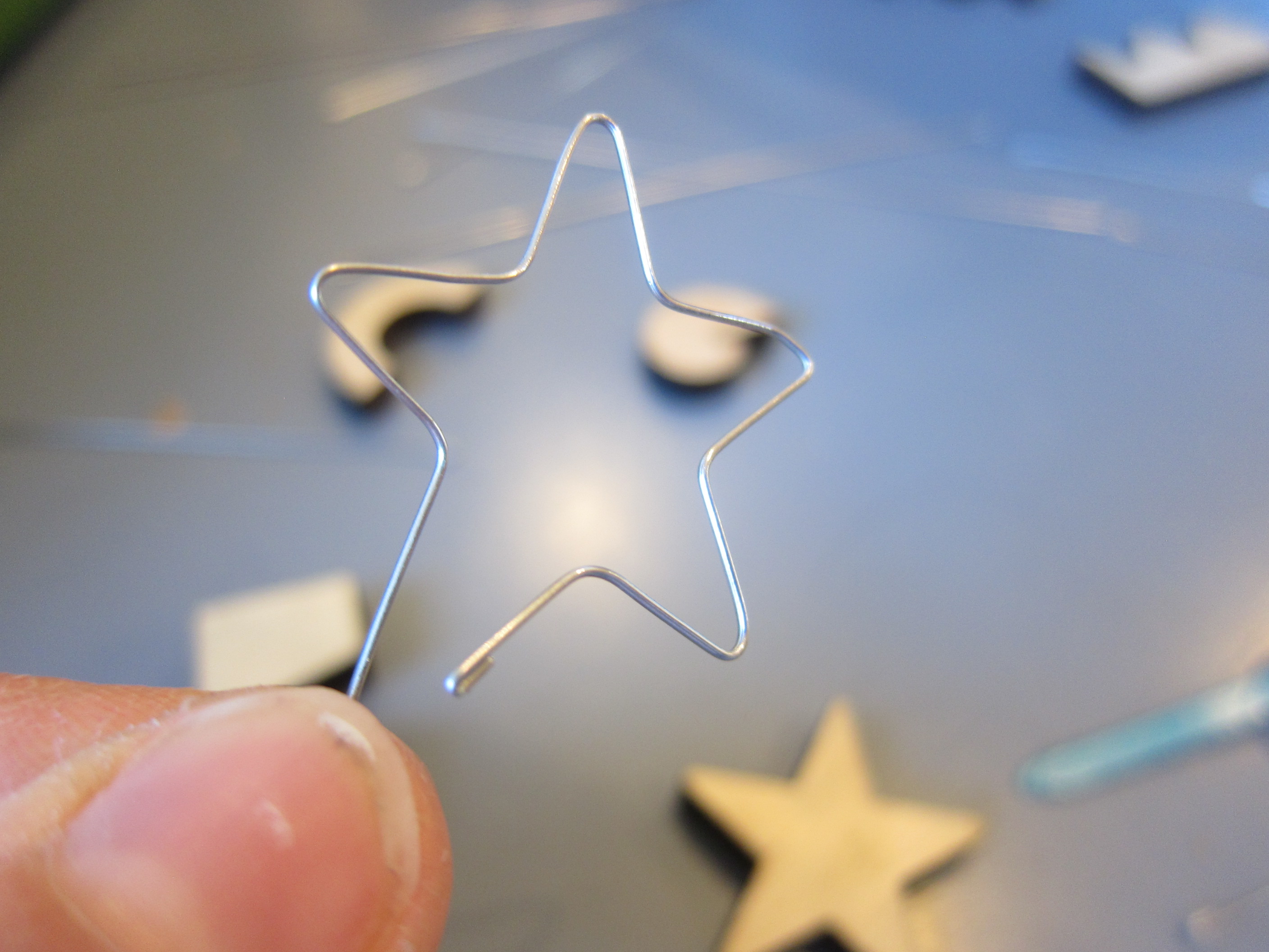 Kiwi Surface Tension (19)