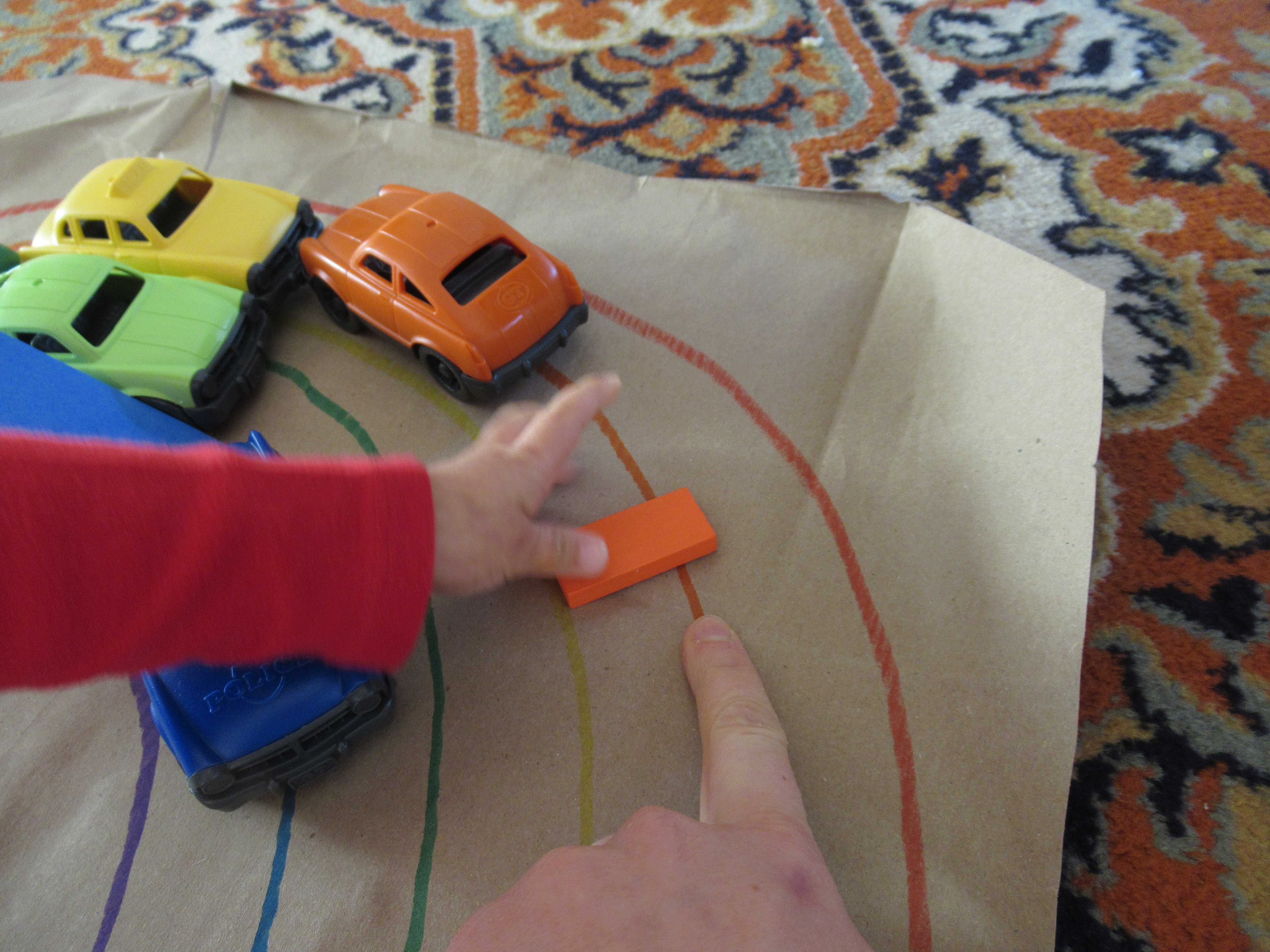 Rainbow Toy Scavenger Hunt (5)