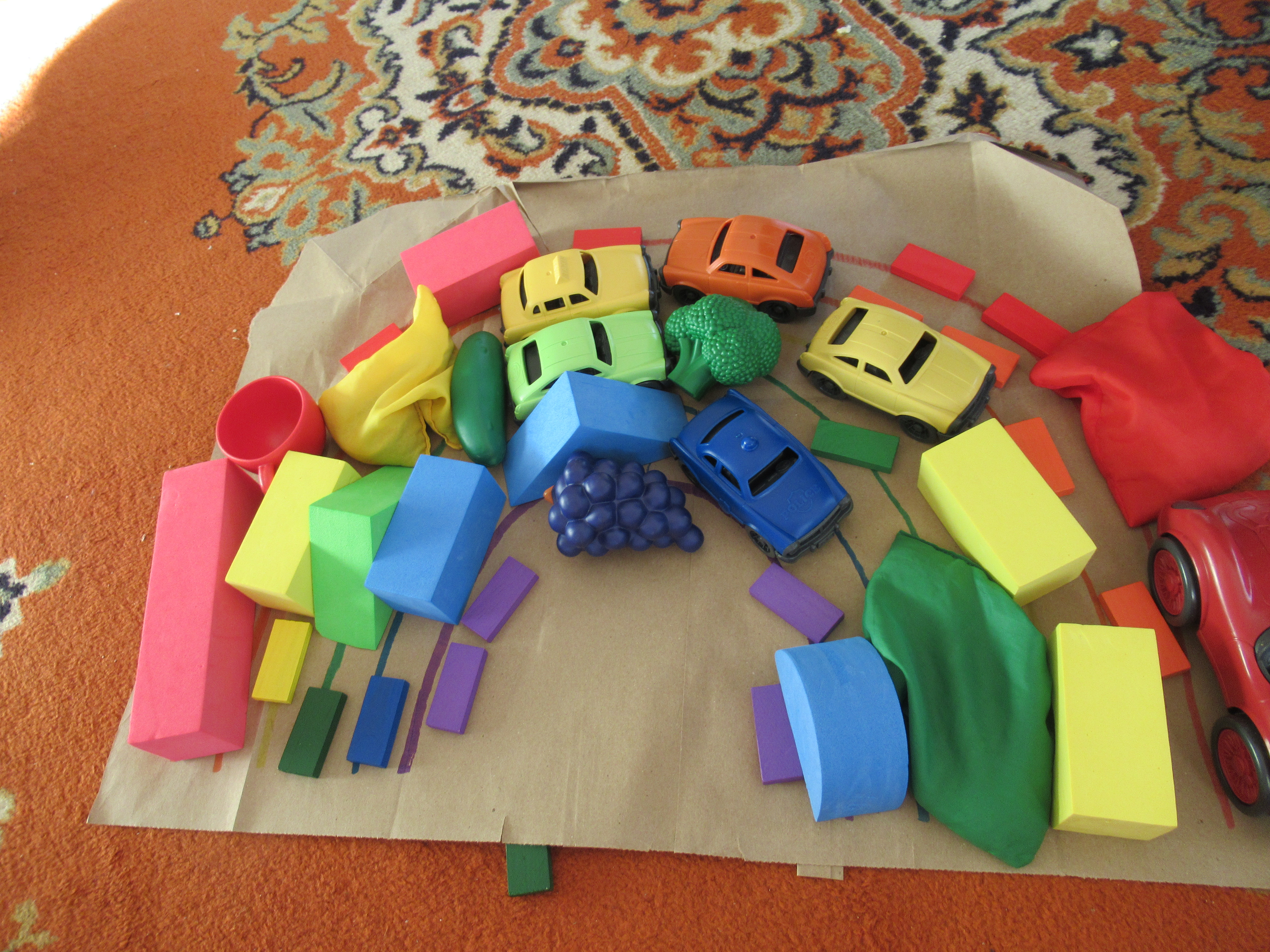 Rainbow Toy Scavenger Hunt (6)