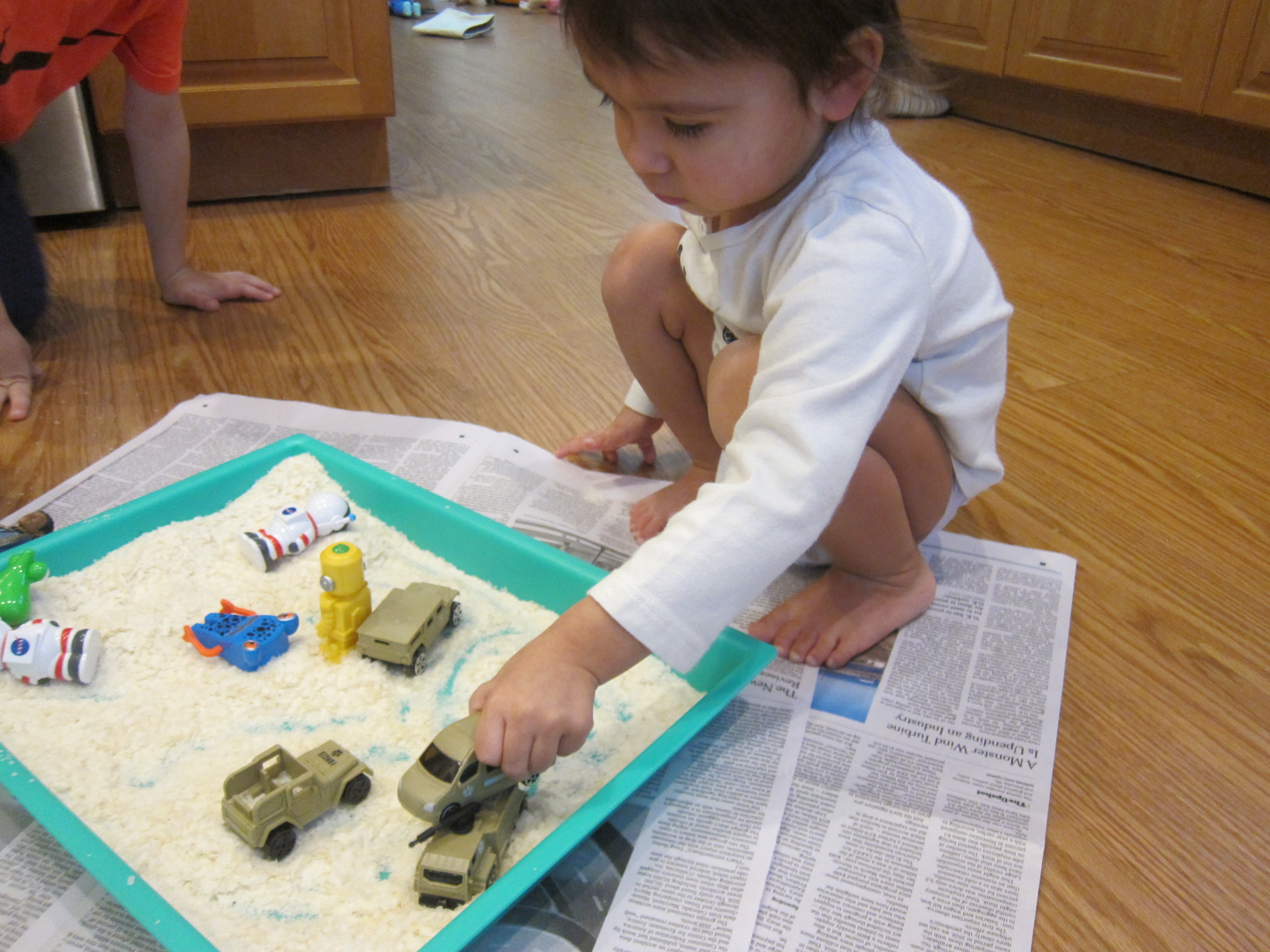 Safe to Taste Snow Sensory (7)