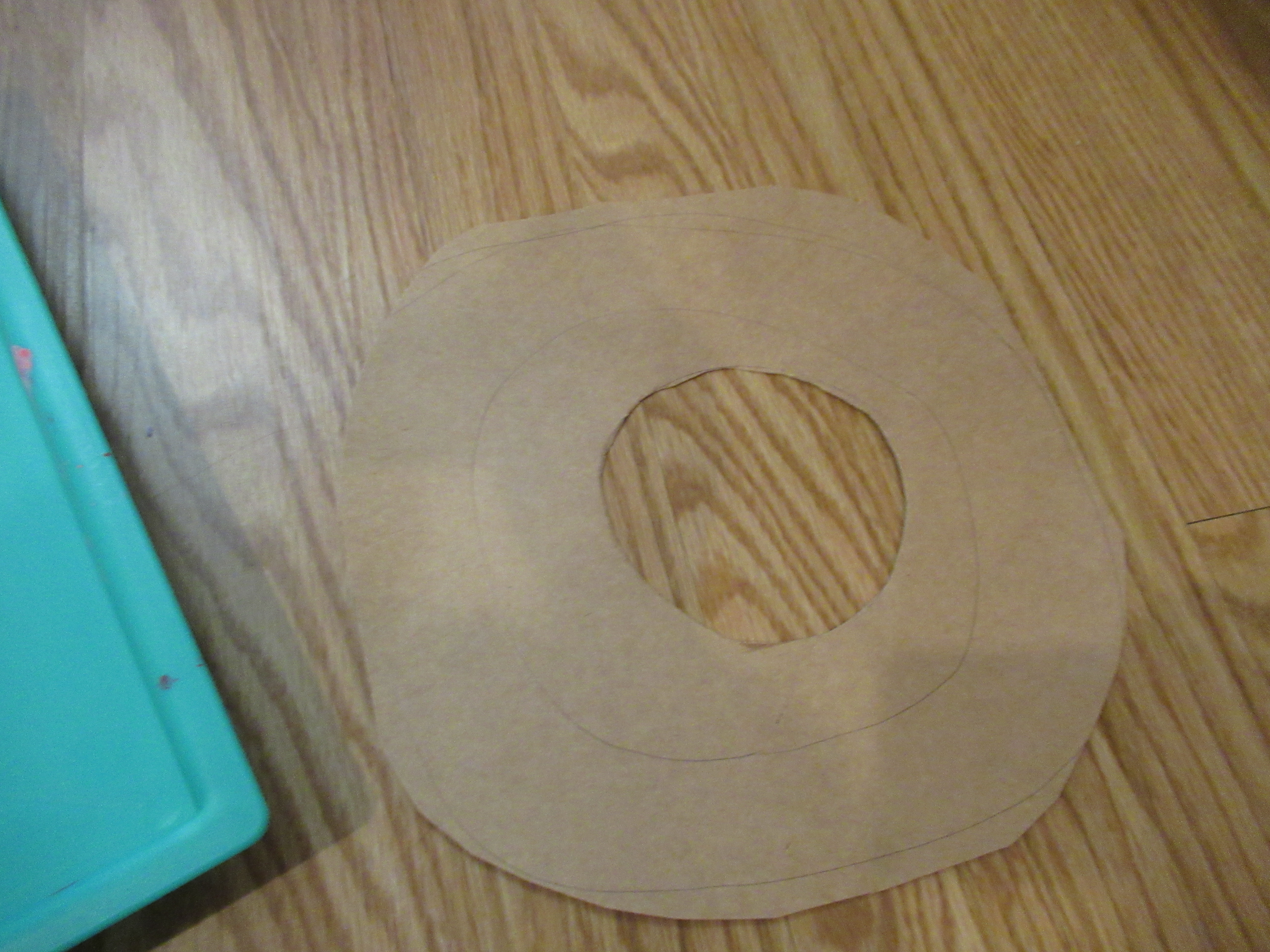 Valentine's Tissue Wreath (1)