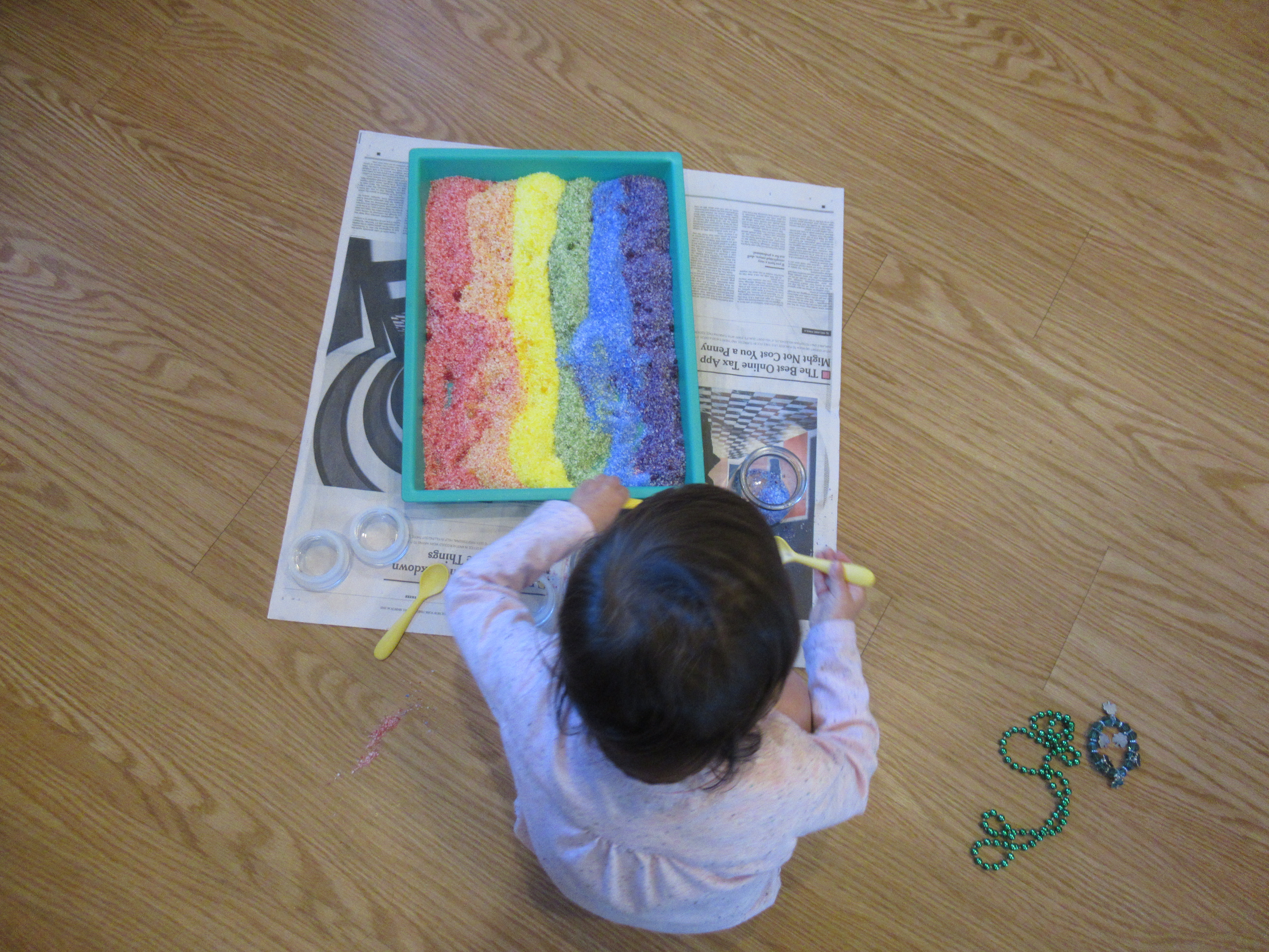 DIY Rainbow Salt (7)