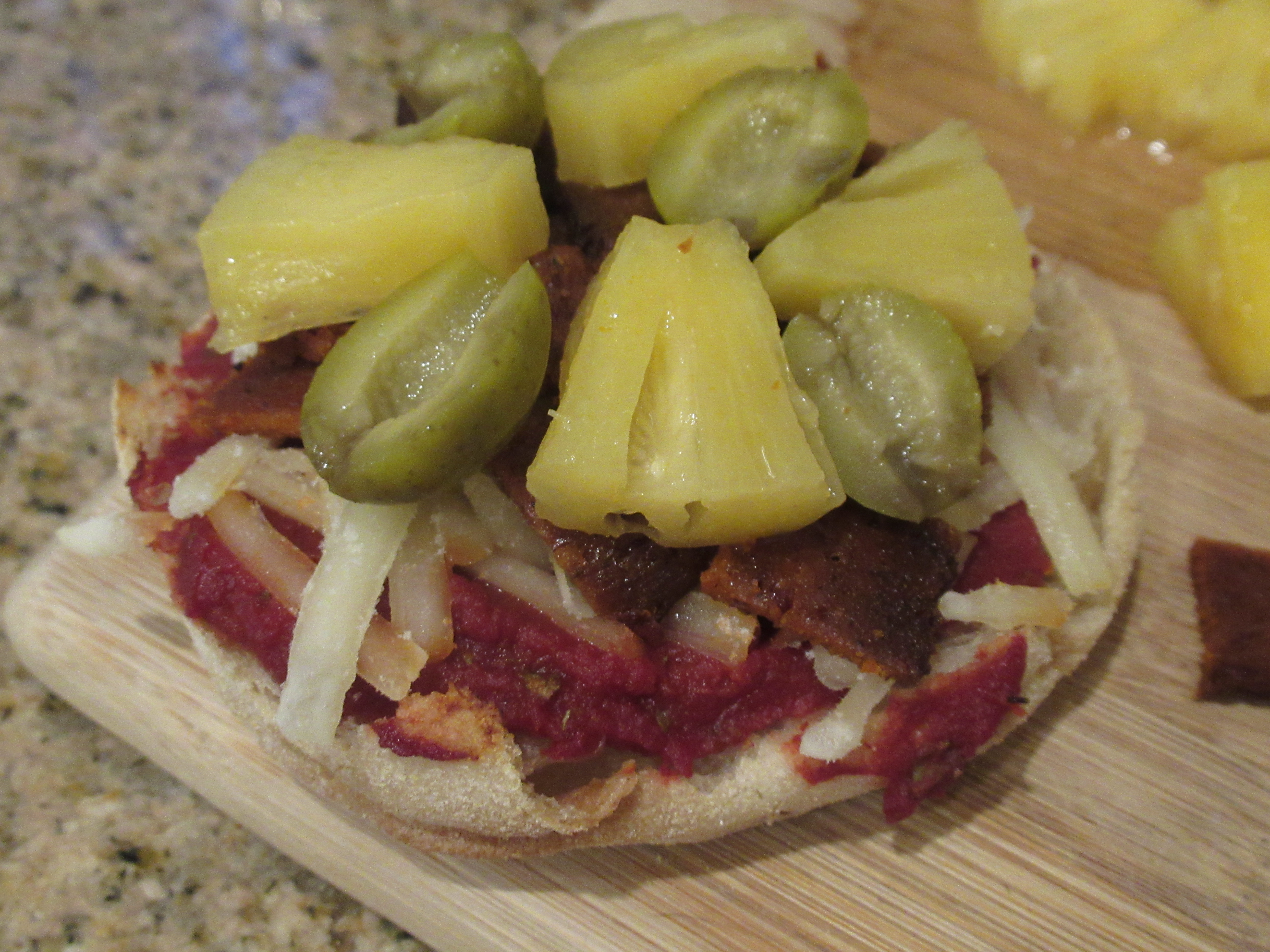 English Muffin Pizzas alt