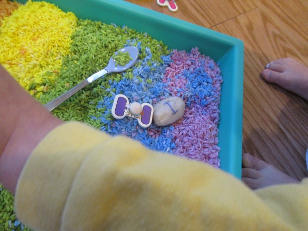 Rainbow Rice Letter Tray (5)