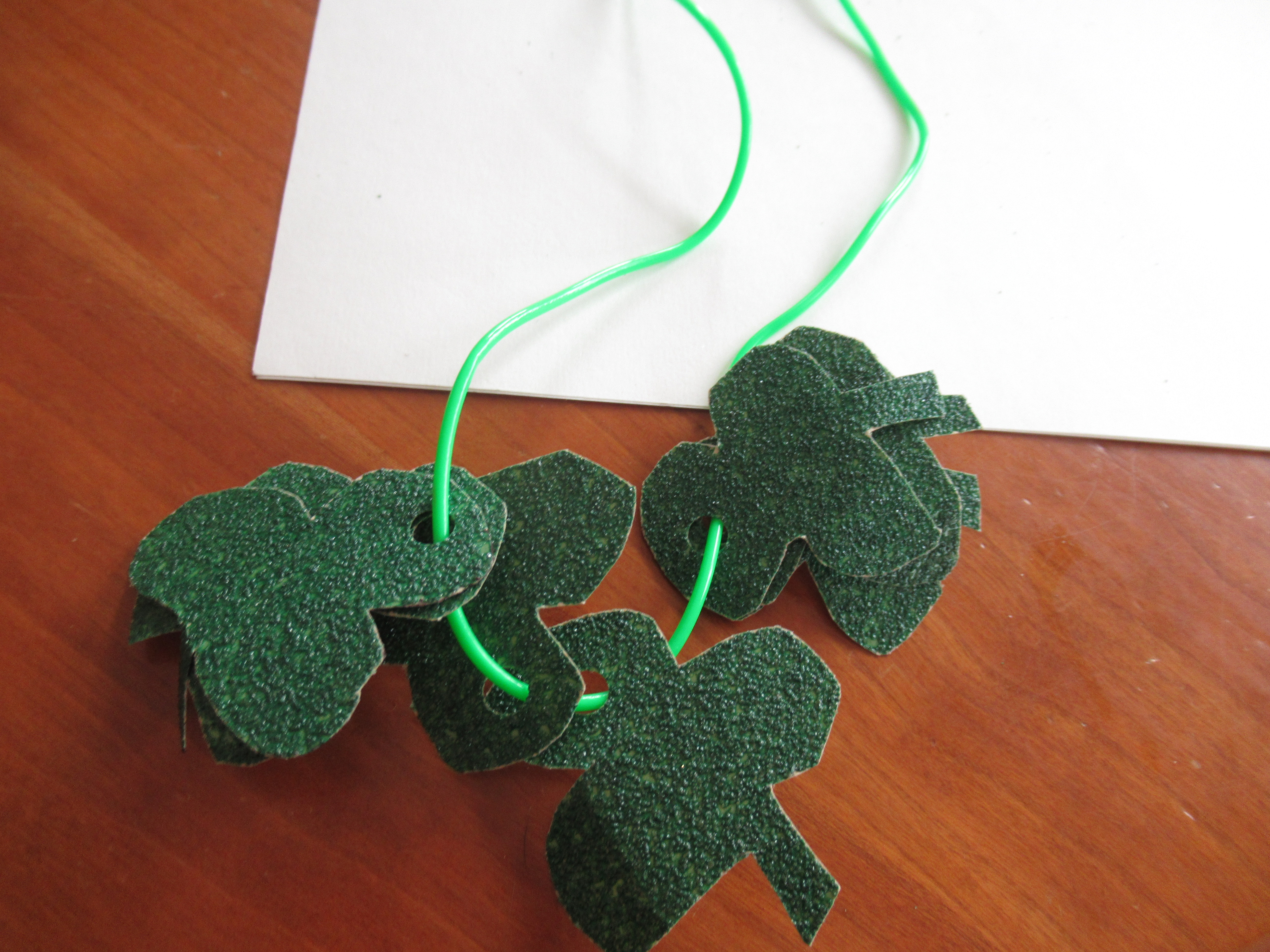 Shamrock Threading (4)
