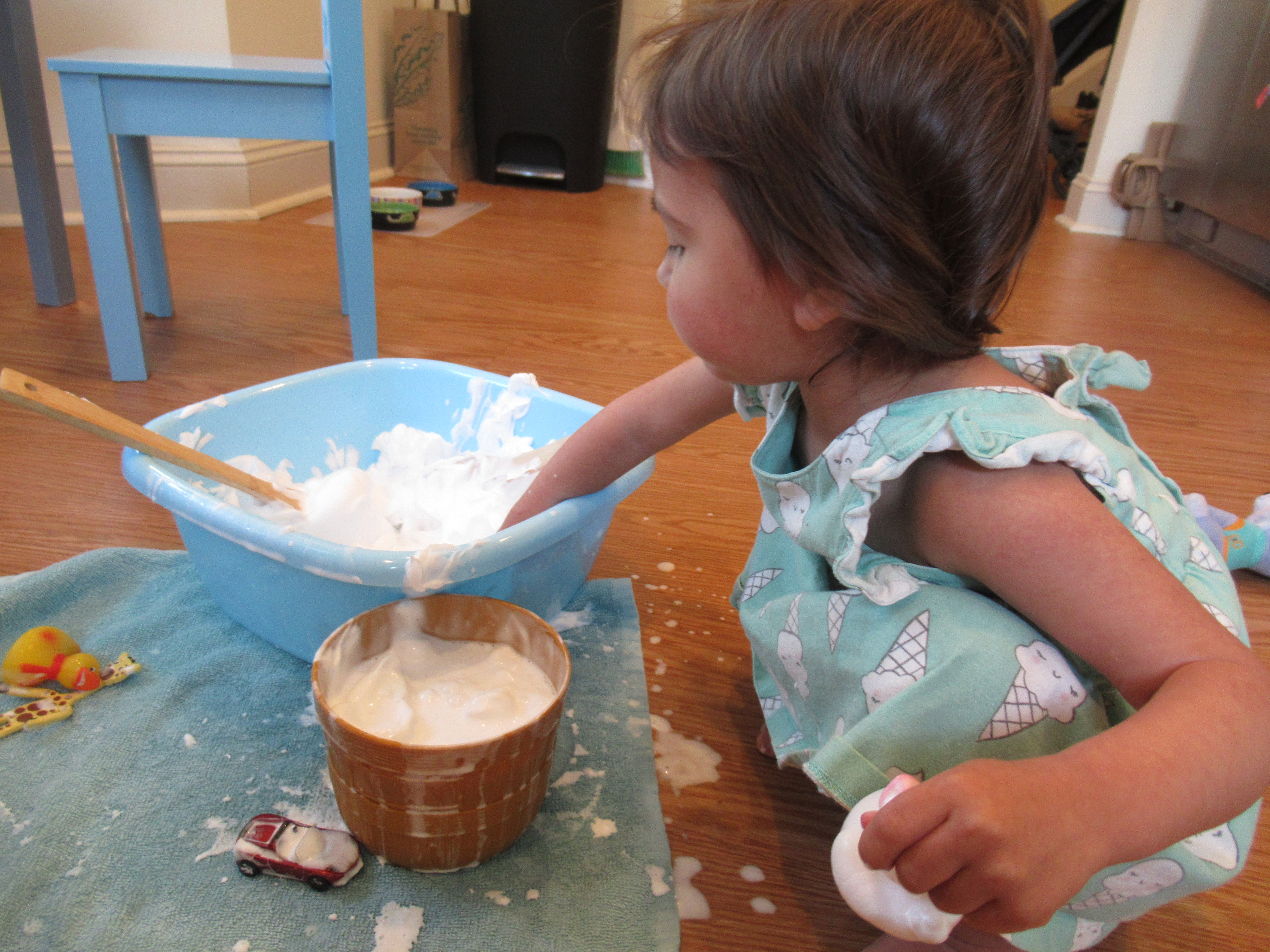 Shaving Cream Squish (9)