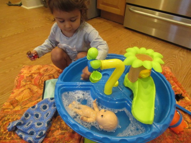 Water Table Salon Sous Chef (2)