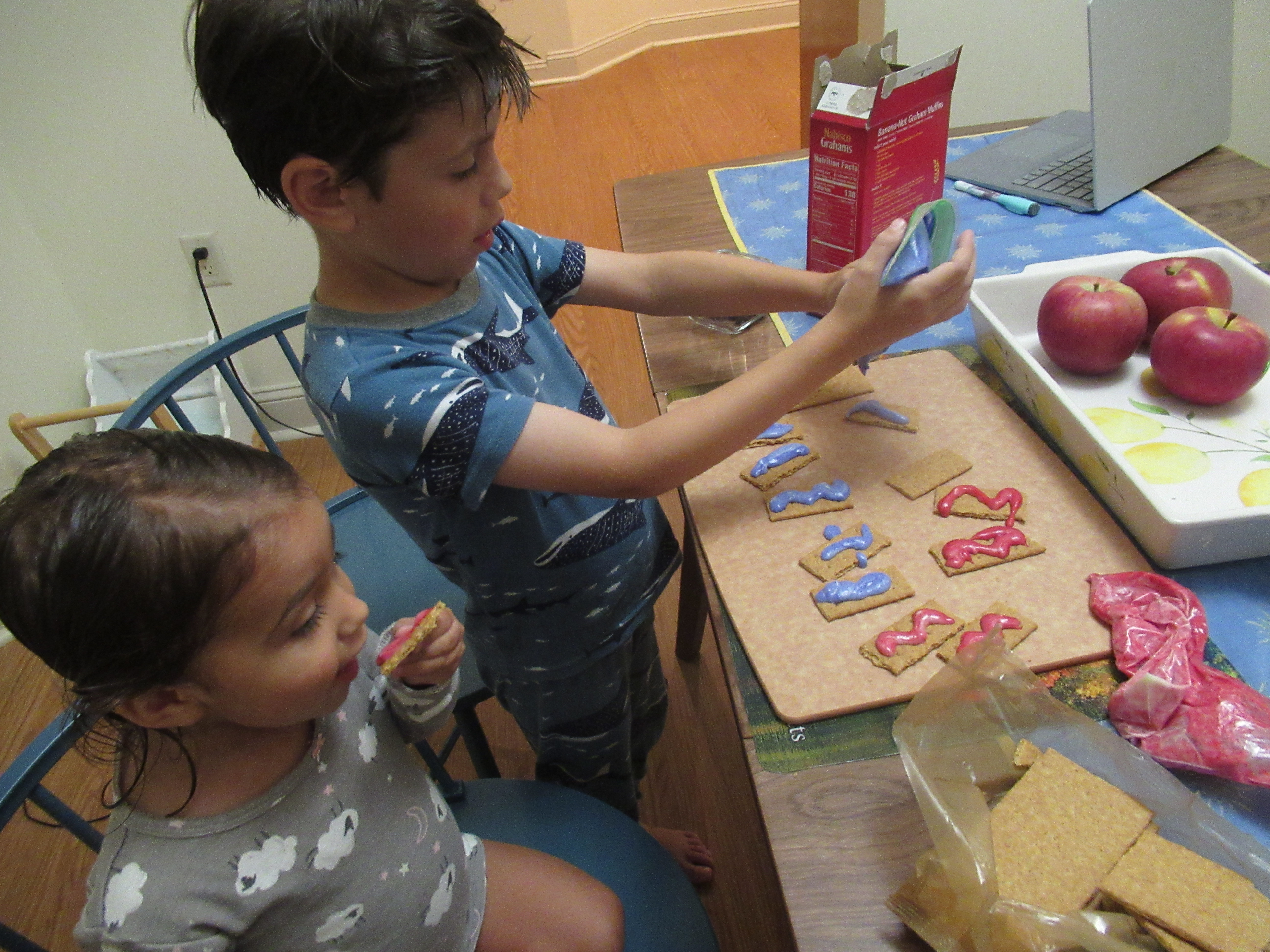 Squiggle Cookies (3)